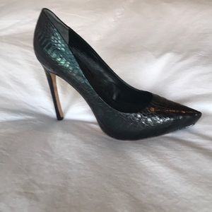 Rachel Roy snakeskin heels. Barely worn.